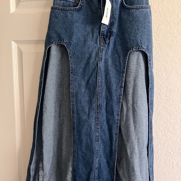 Nasty Gal Maxi Jean Skirt - Picture 2 of 3